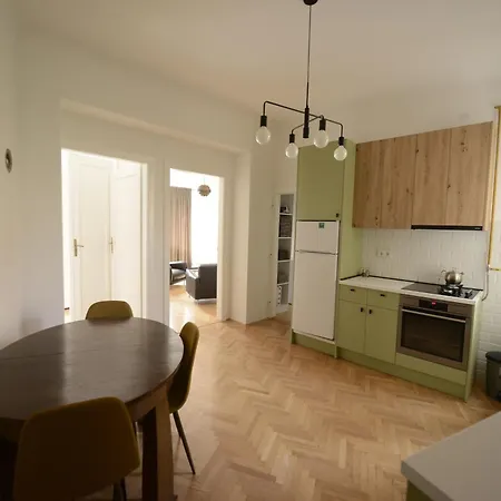 3bdr Suite-maison